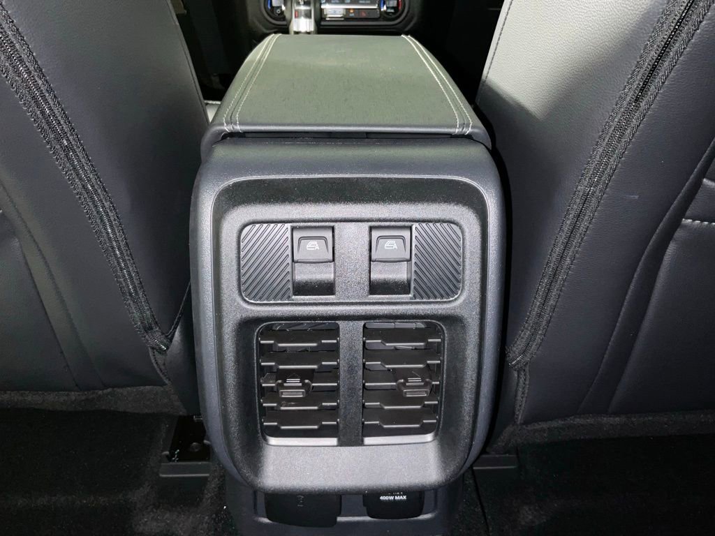 New 2026 Ford Bronco Outer Banks AWD/4WD image 17