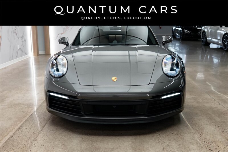 Used 2022 Porsche 911 Carrera 4S AWD/4WD image 2