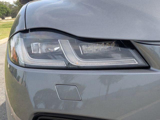 Used 2026 Jaguar F-PACE R-Dynamic S image 8