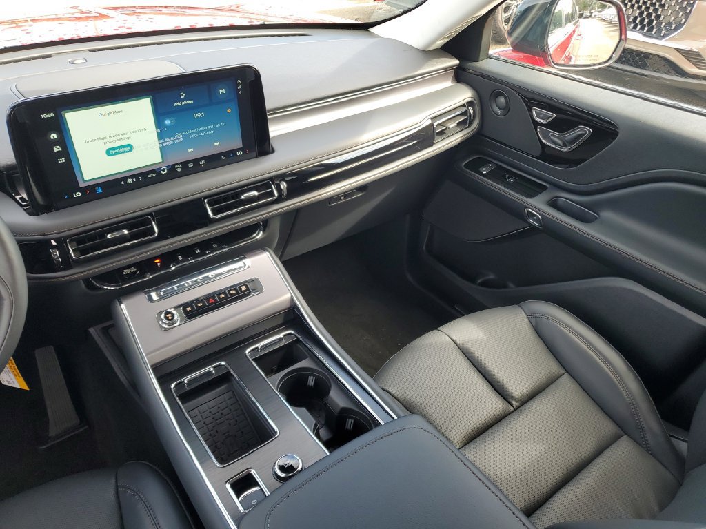 New 2025 Lincoln Aviator 2WD w/ Jet Appearance Package image 18