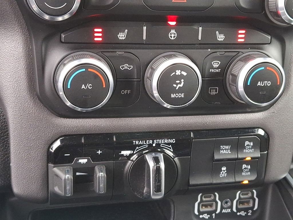 Used 2021 RAM 1500 Big Horn image 14