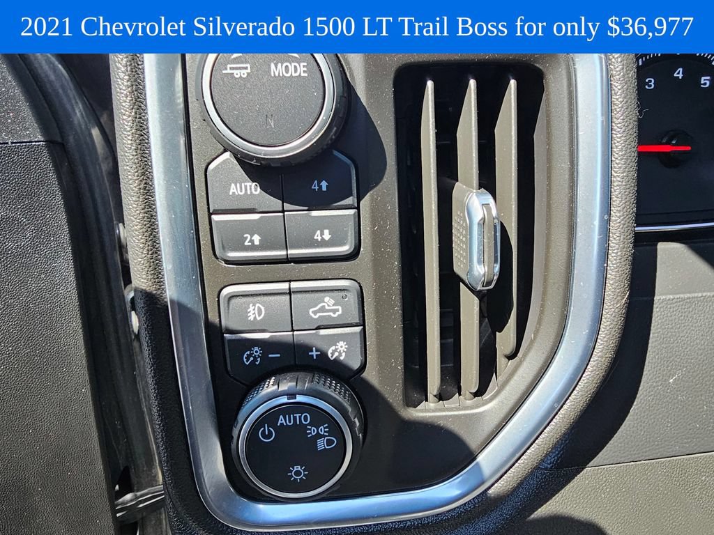 Used 2021 Chevrolet Silverado 1500 LT Trail Boss w/ Convenience Package II AWD/4WD image 23