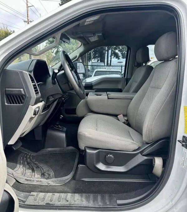 Used 2019 Ford F550 4x4 Crew Cab Super Duty image 13