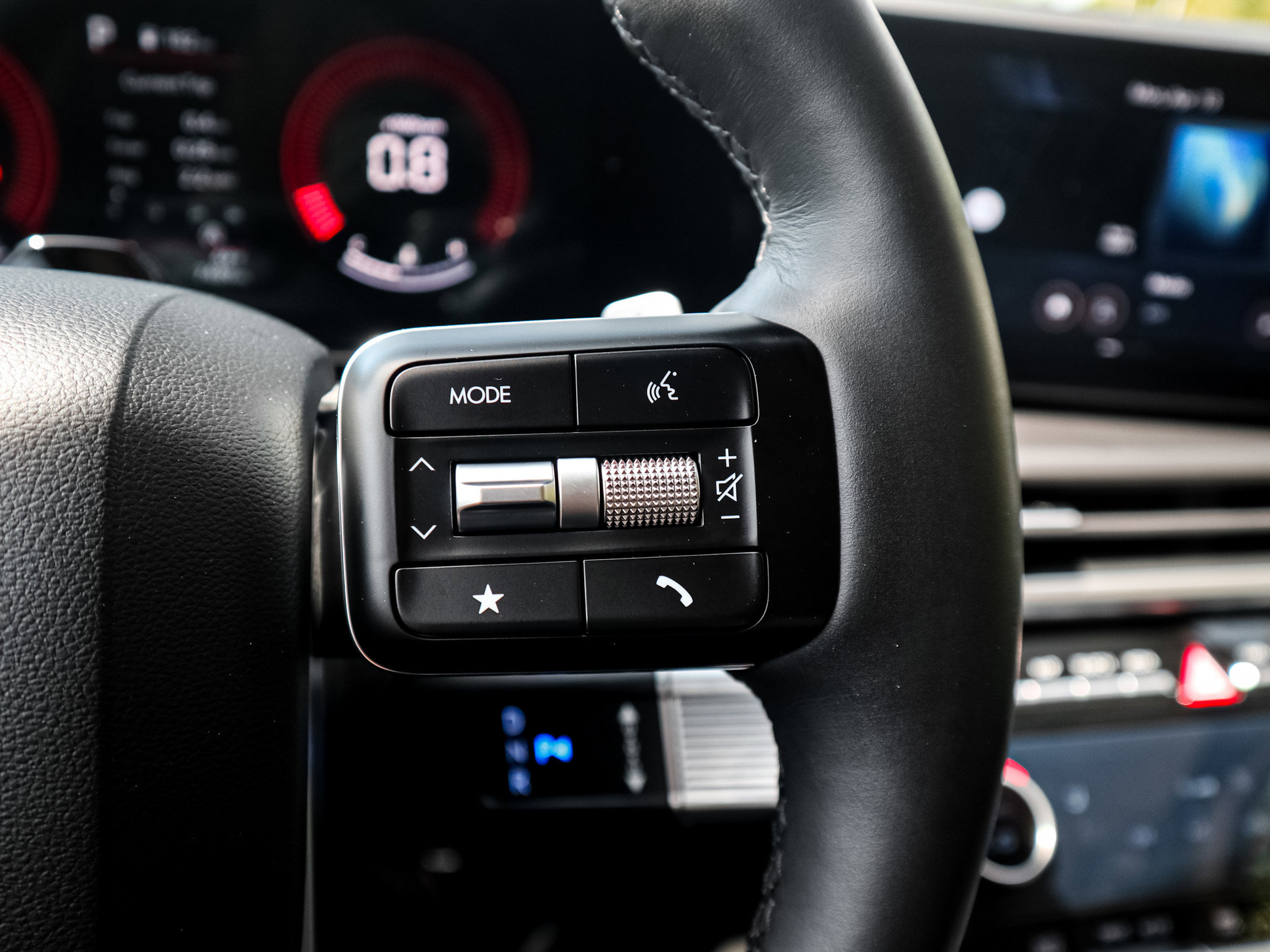 Used 2025 Hyundai Santa Fe XRT image 20