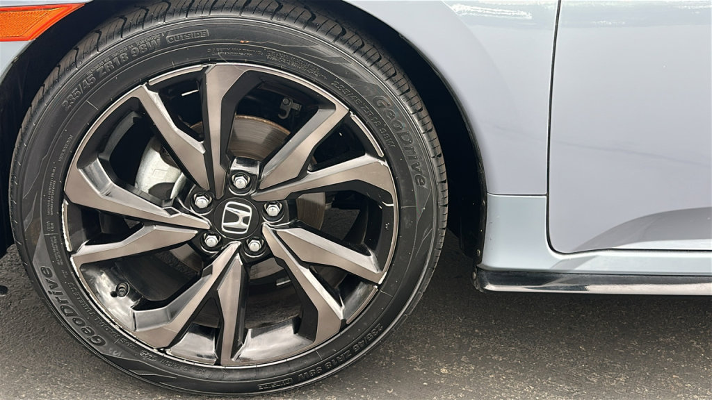 Used 2019 Honda Civic Sport image 9