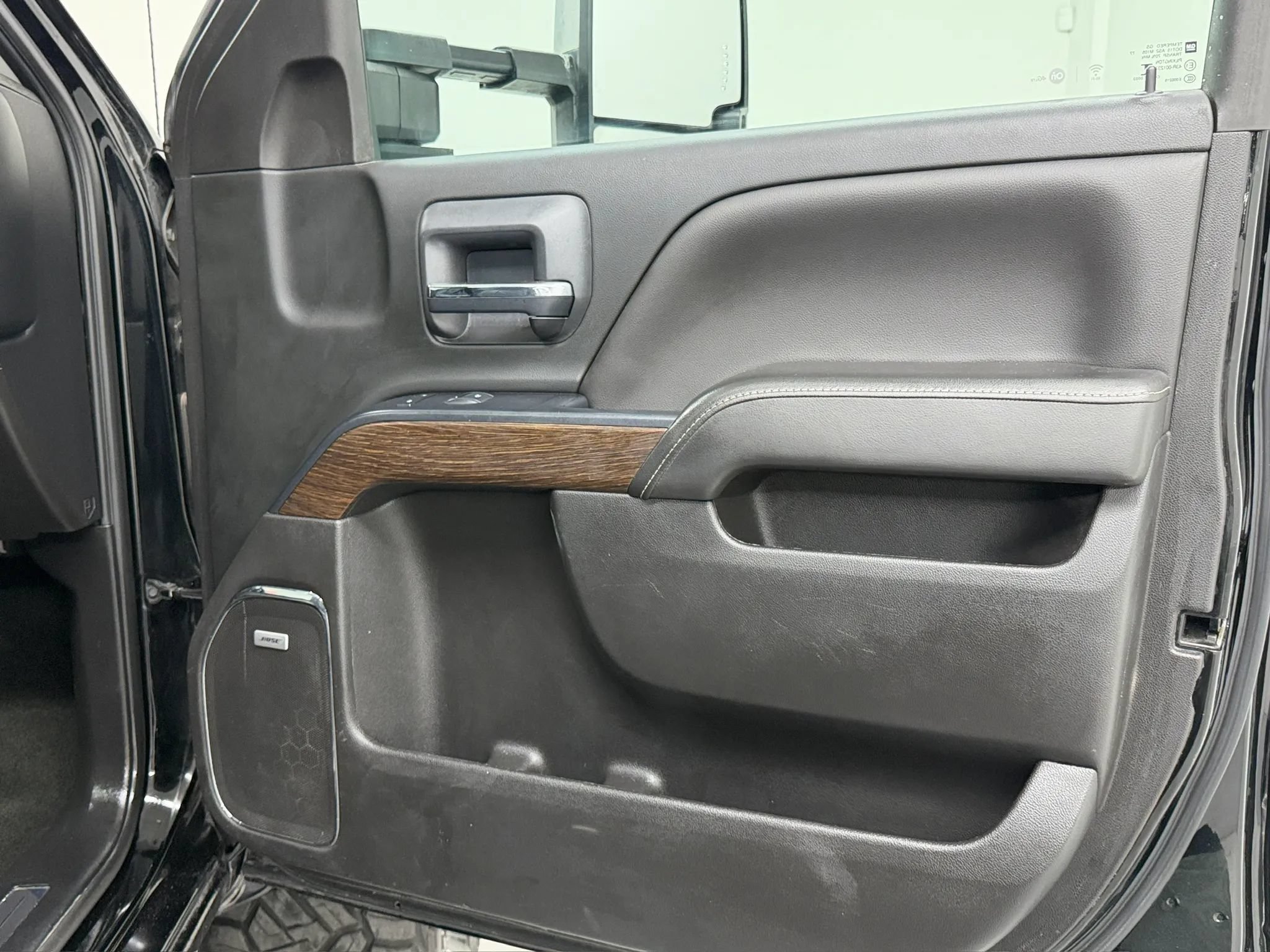 Used 2018 GMC Sierra 2500 Denali w/ Duramax Plus Package AWD/4WD image 74