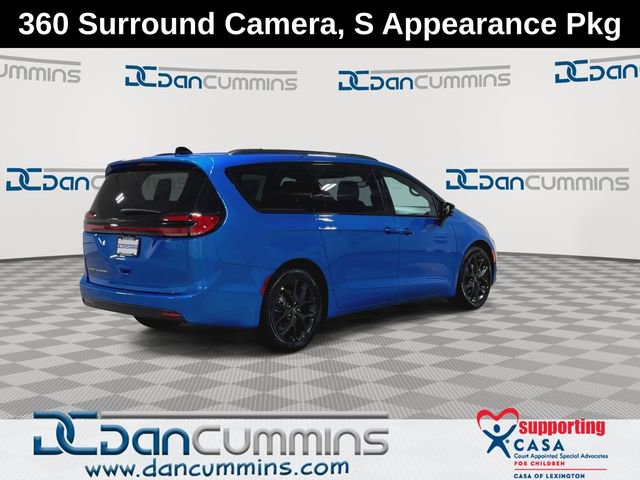 New 2026 Chrysler Pacifica Select w/ S Appearance Package FWD image 8