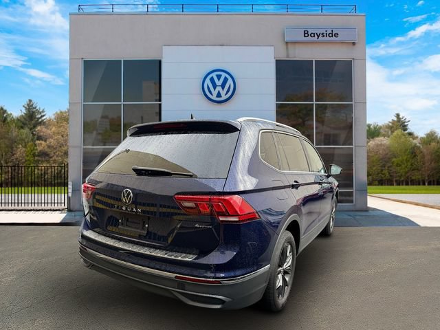 Used 2024 Volkswagen Tiguan SE AWD/4WD image 7