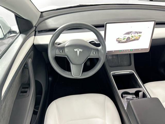 Used 2023 Tesla Model Y Long Range image 11