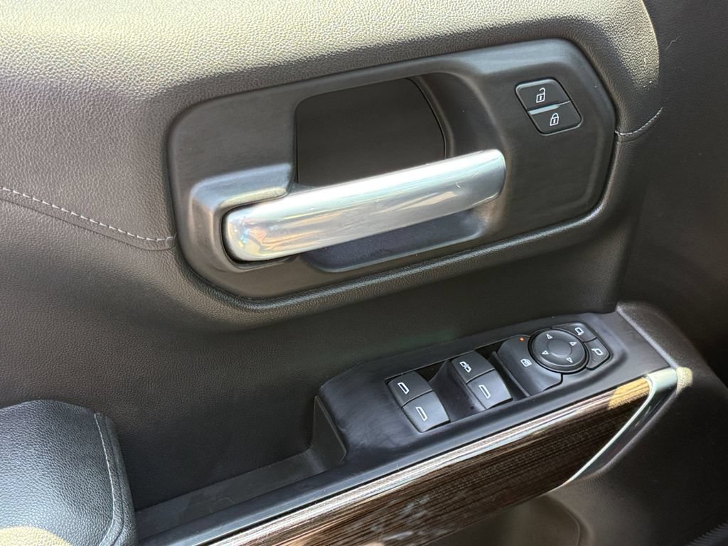 Used 2019 Chevrolet Silverado 1500 LT w/ All-Star Edition AWD/4WD image 11
