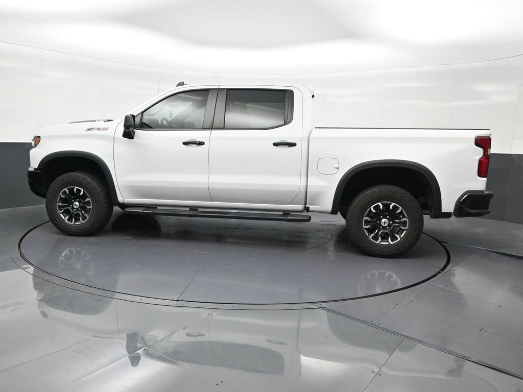 Used 2024 Chevrolet Silverado 1500 ZR2 w/ Technology Package AWD/4WD image 2