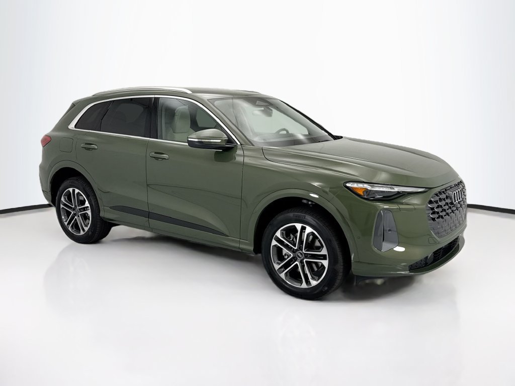 Used 2026 Audi Q5 Premium Plus AWD/4WD image 3