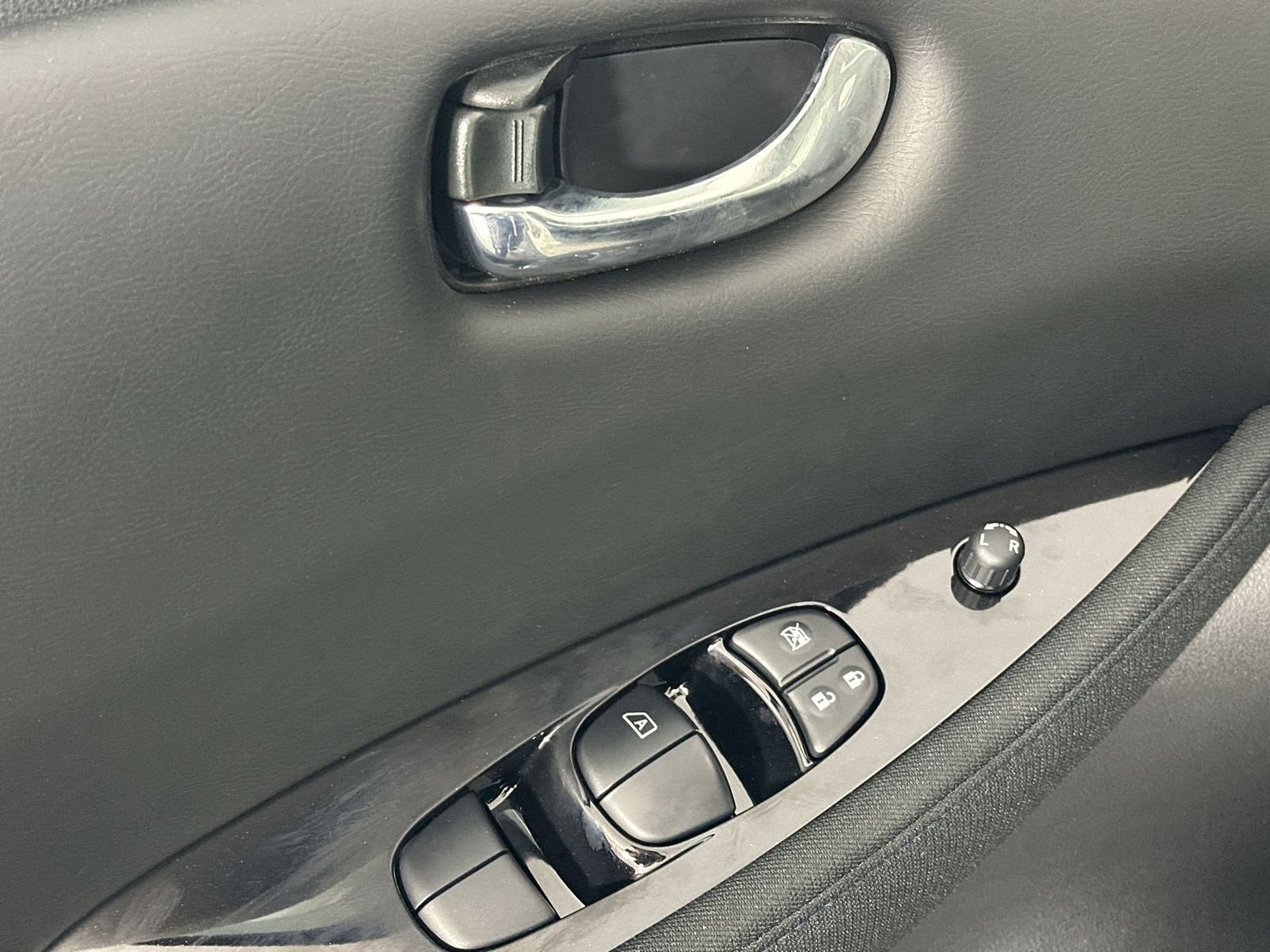 New 2025 Nissan Leaf SV Plus FWD image 13