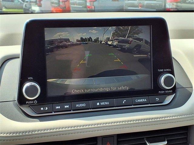 New 2025 Nissan Rogue SV image 14