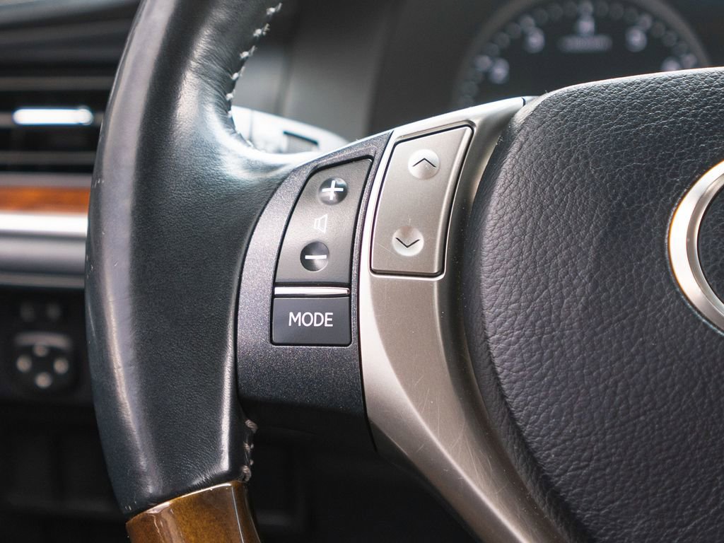 Used 2013 Lexus ES 350 w/ Luxury Pkg image 19