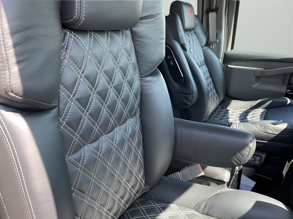 New 2025 GMC Savana 2500 Extended w/ Driver Convenience Package image 12