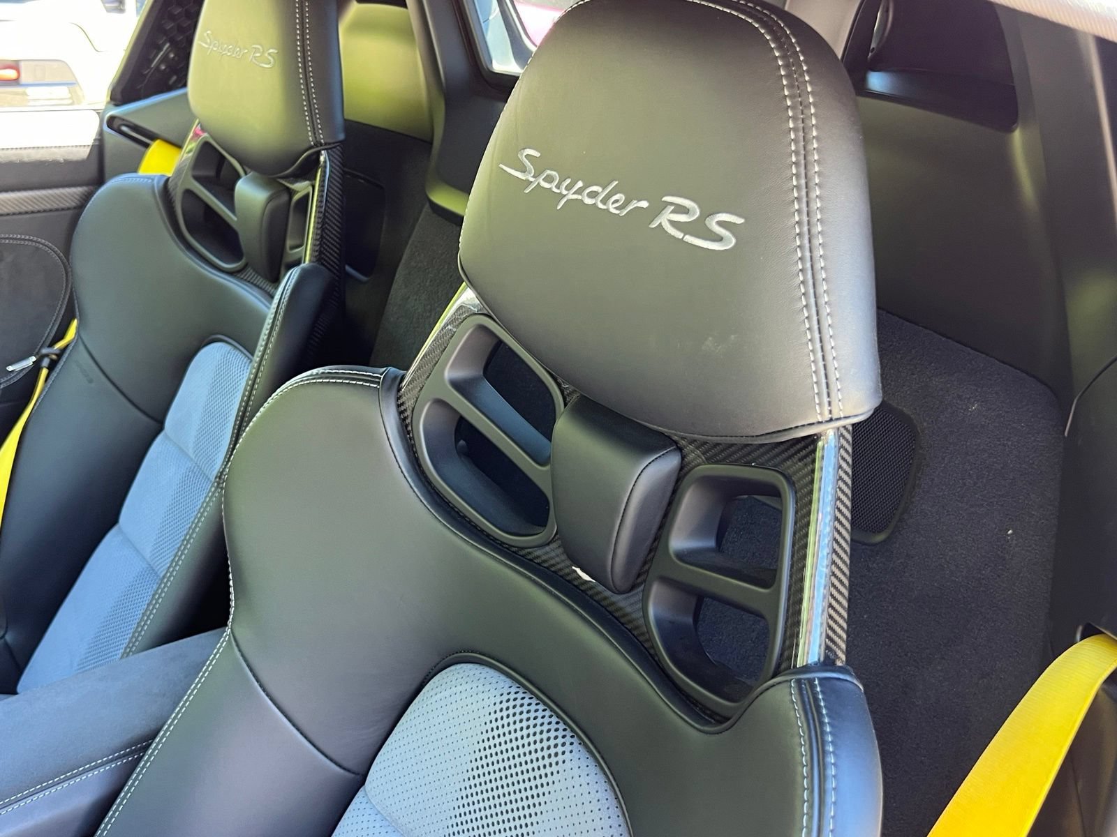 Certified 2024 Porsche 718 Boxster Spyder RS RWD image 19