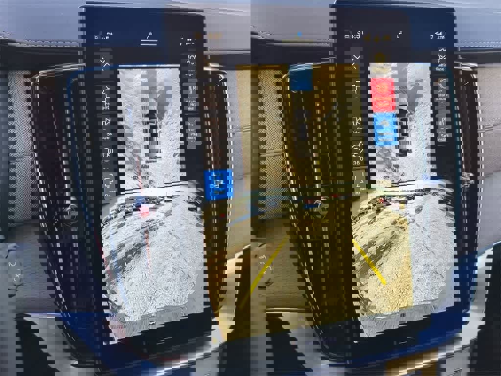 New 2026 Volvo XC90 B6 Ultra w/ Protection Package Premier image 27