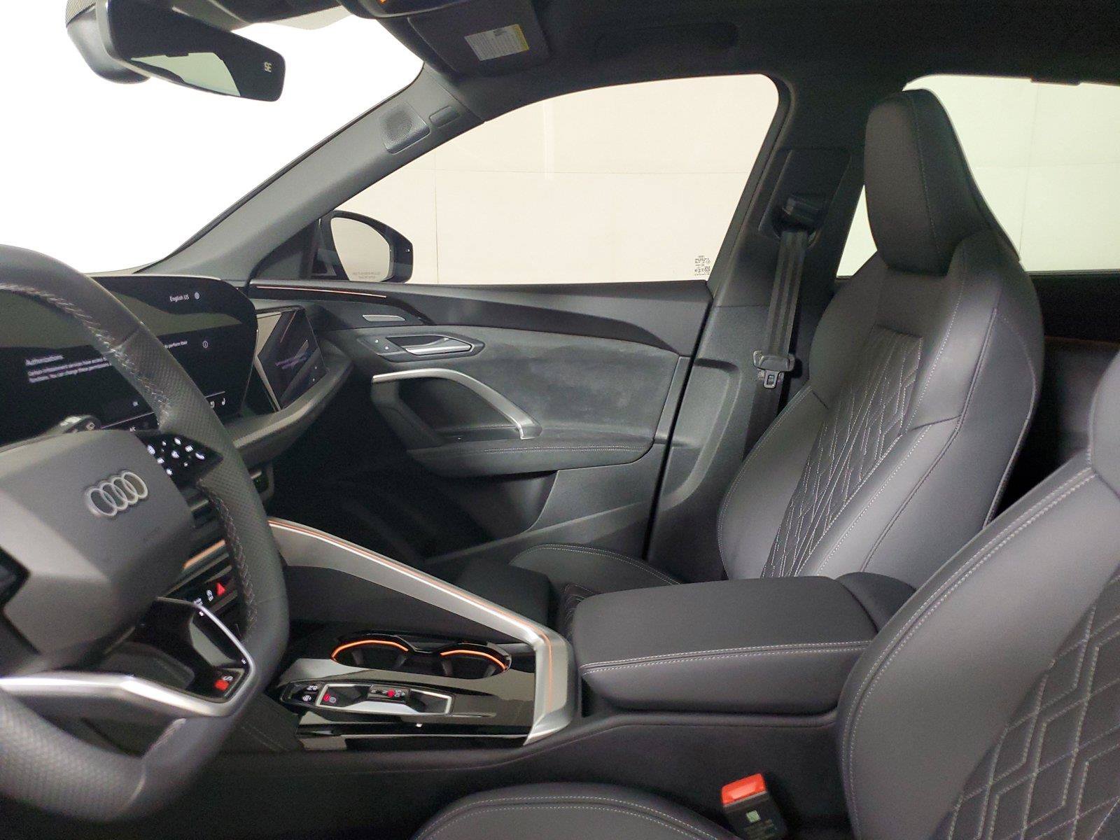 Used 2025 Audi SQ5 Prestige AWD/4WD image 20