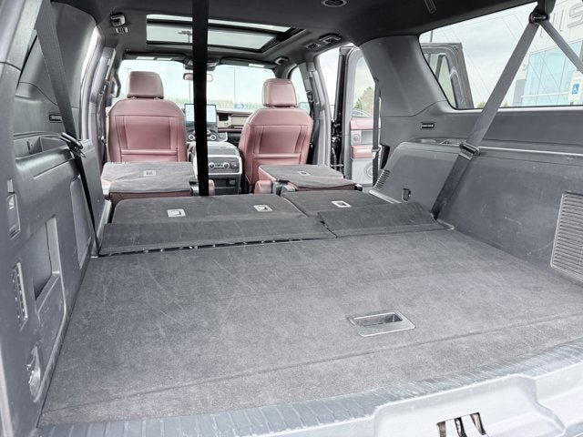 Used 2024 Ford Expedition Max Limited AWD/4WD image 30