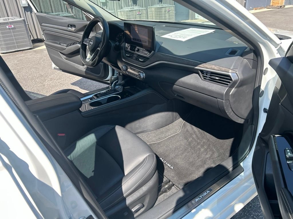 Certified 2023 Nissan Altima 2.5 SL FWD image 28
