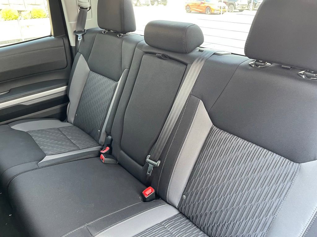 Used 2016 Toyota Tundra SR5 image 9
