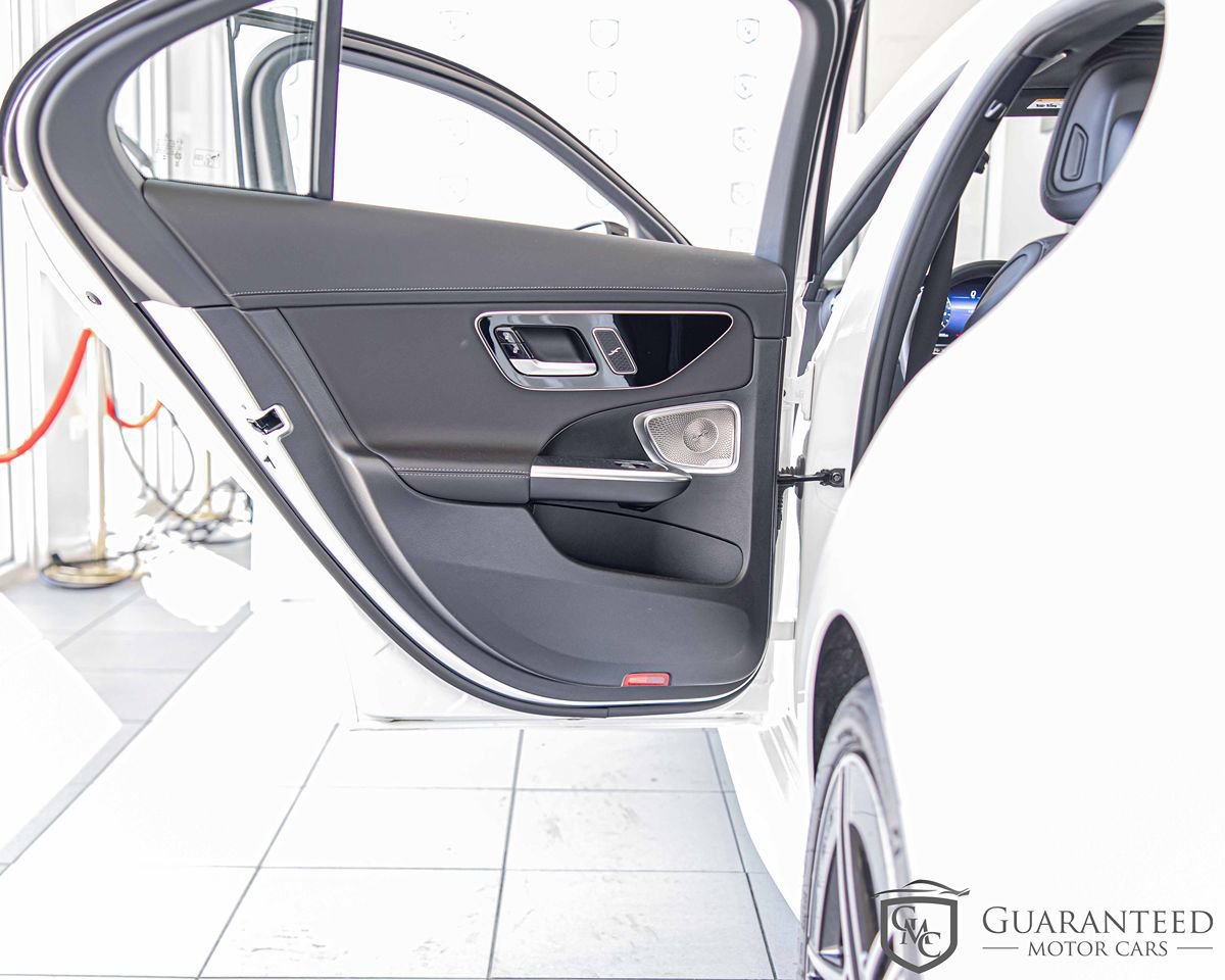 Used 2024 Mercedes-Benz C 300 4MATIC Sedan w/ AMG Line w/ Night Package image 38