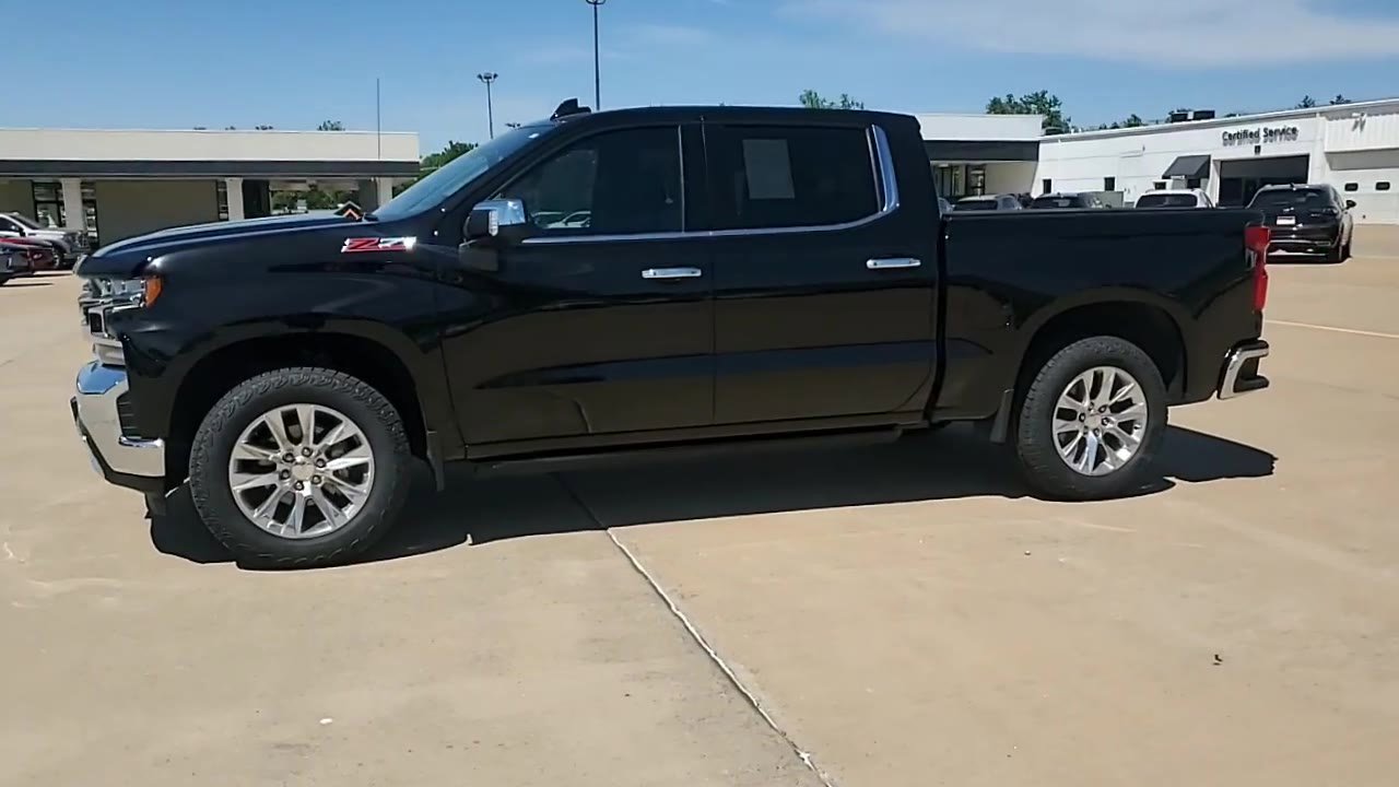 Used 2022 Chevrolet Silverado 1500 LTZ AWD/4WD image 5