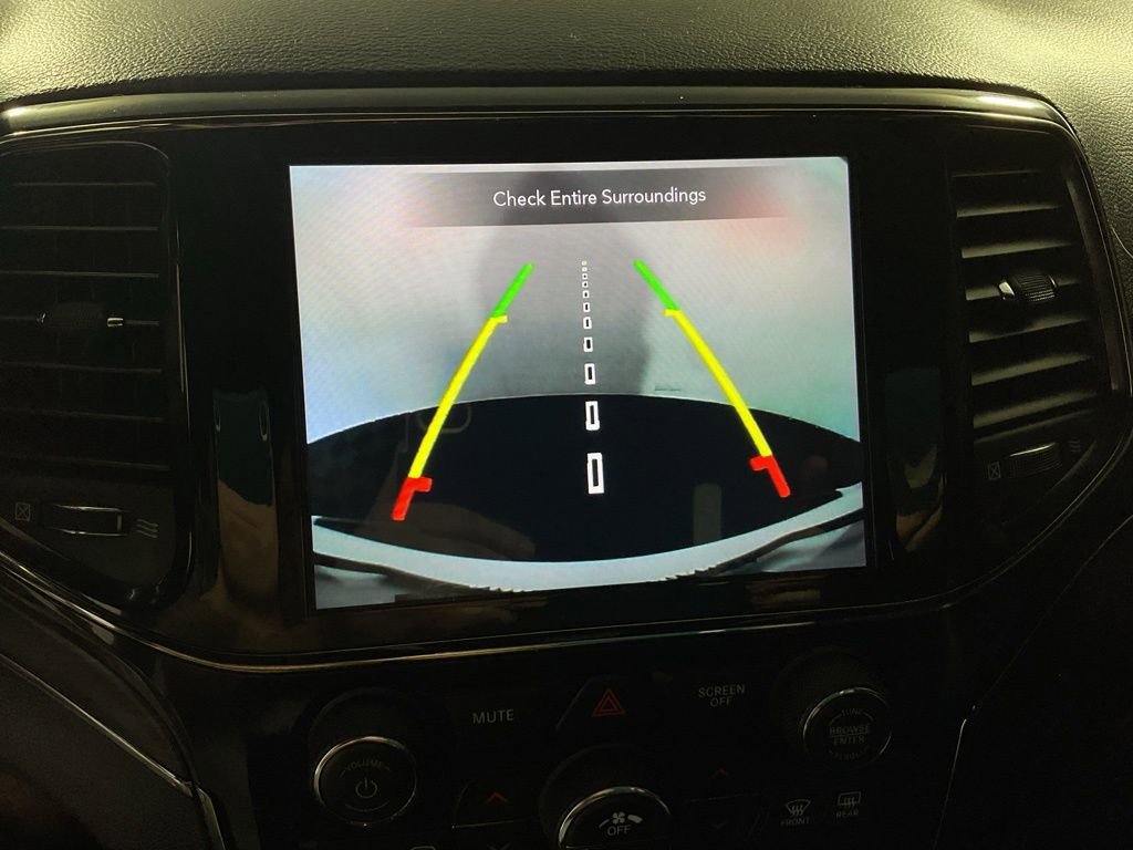 Used 2021 Jeep Grand Cherokee Limited X image 5