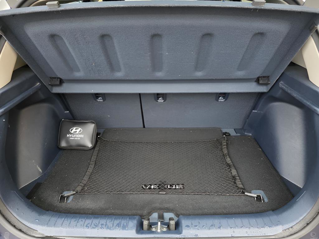 Certified 2024 Hyundai Venue Limited image 14