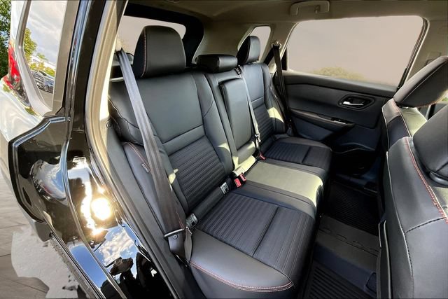 New 2026 Nissan Rogue SV AWD/4WD image 9