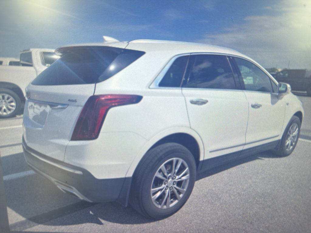 Used 2020 Cadillac XT5 Premium Luxury image 2