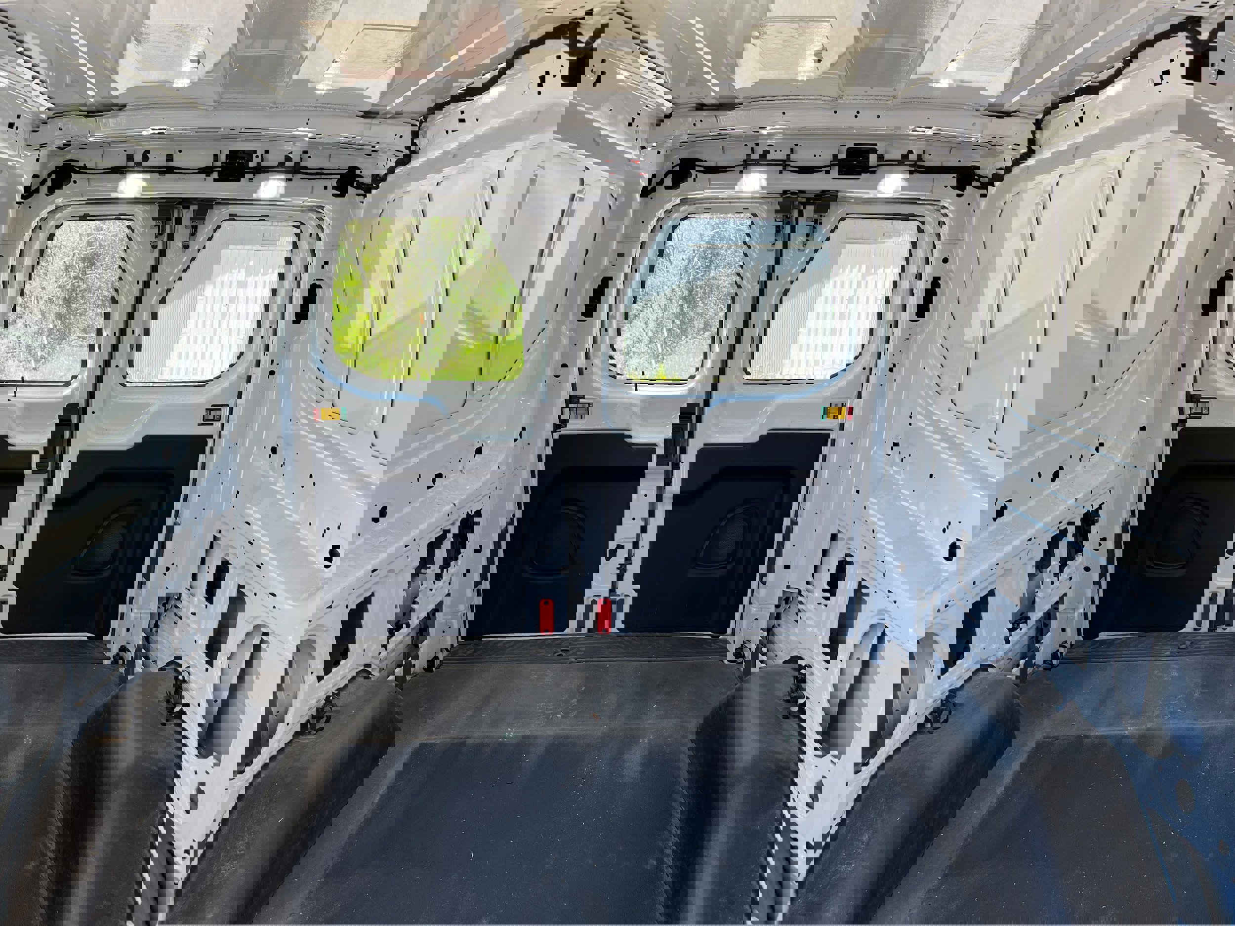 Used 2020 Ford Transit 150 Low Roof RWD image 11