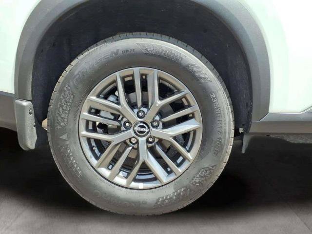 Certified 2026 Nissan Rogue S FWD image 20