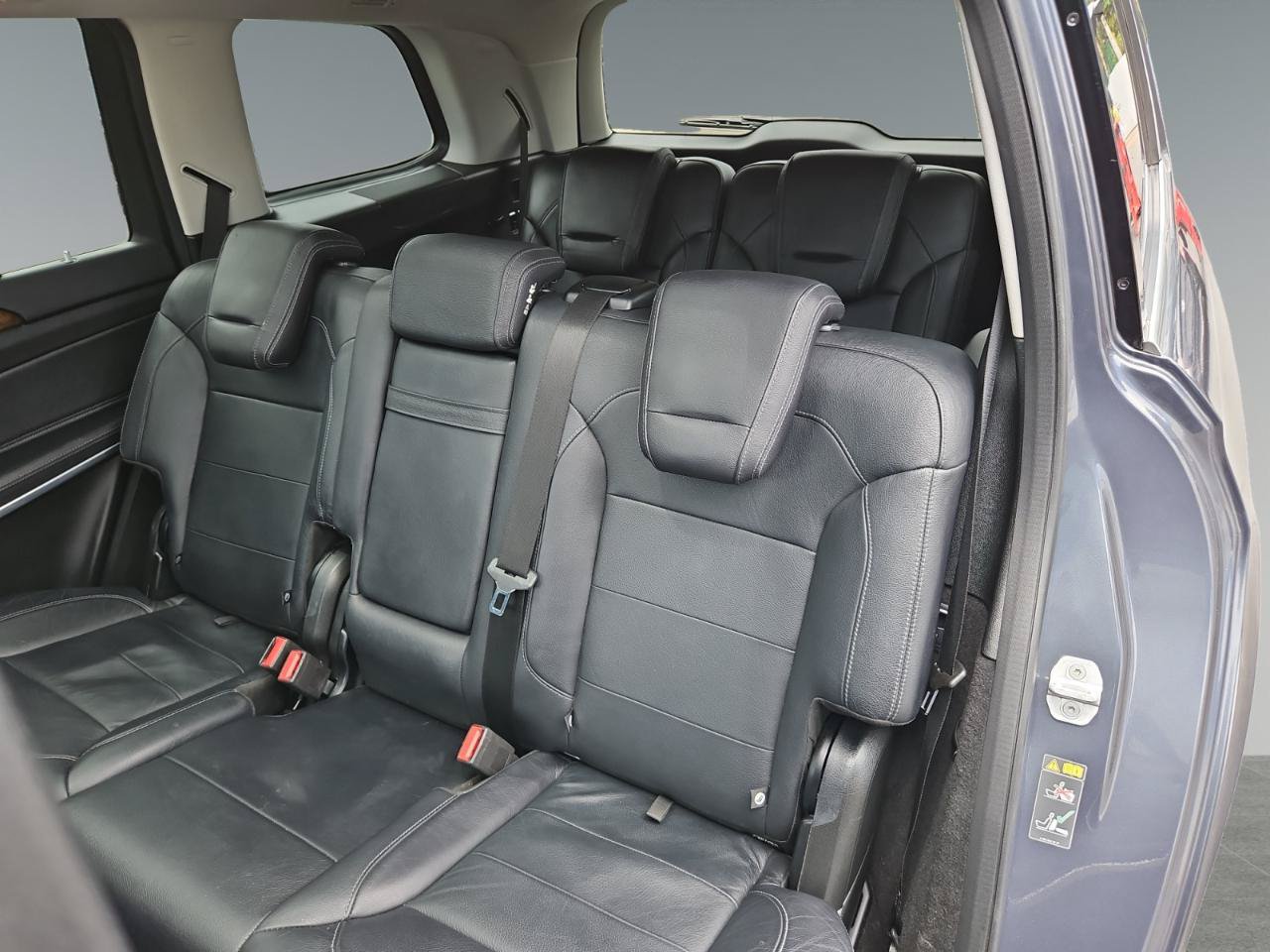 Used 2017 Mercedes-Benz GLS 550 4MATIC image 13