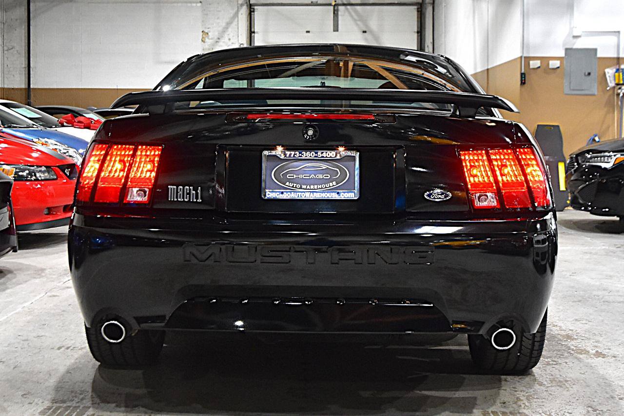 Used 2004 Ford Mustang Mach 1 RWD image 10