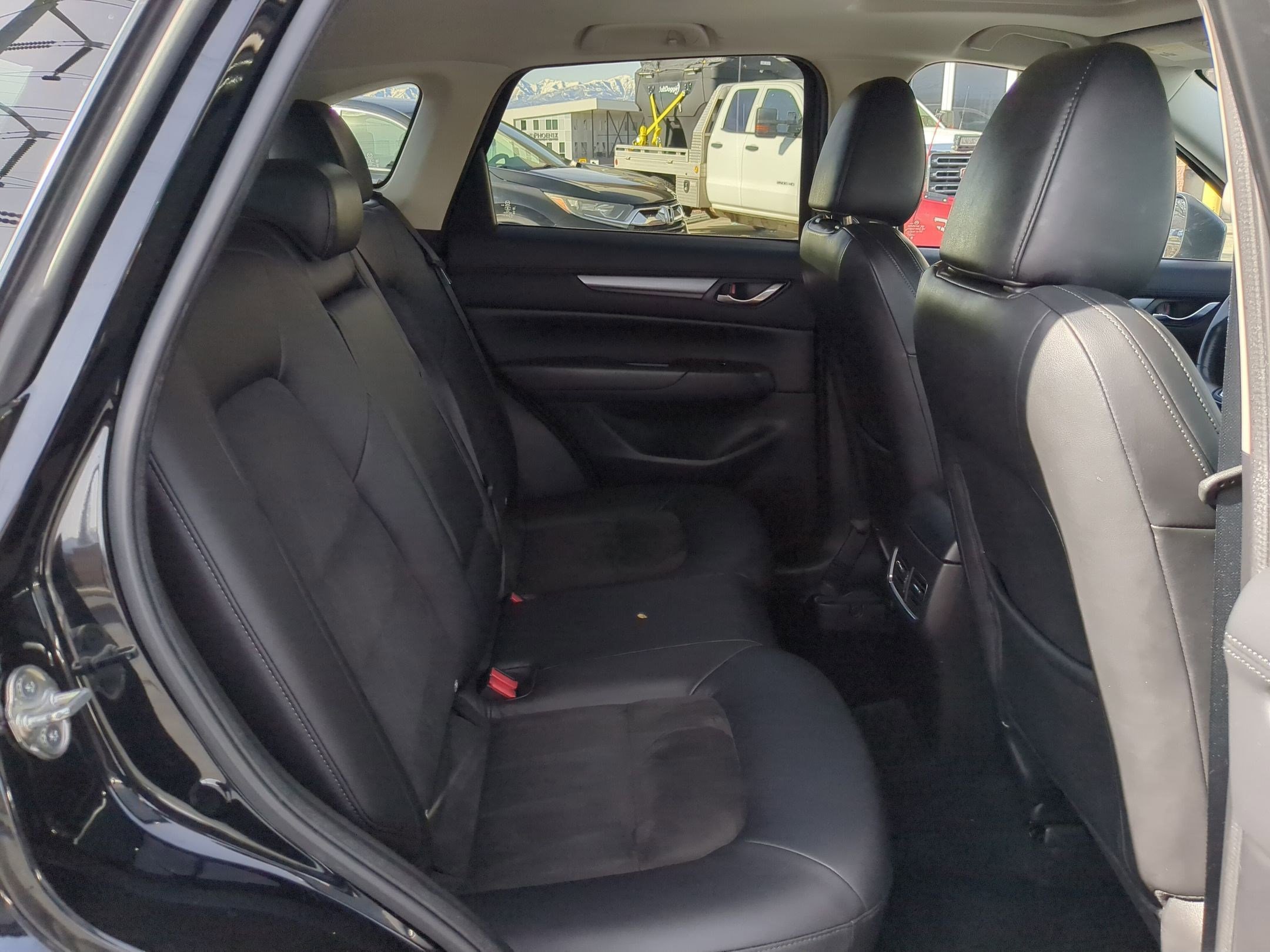 Used 2017 MAZDA CX-5 Touring w/ Preferred Equipment Package image 27