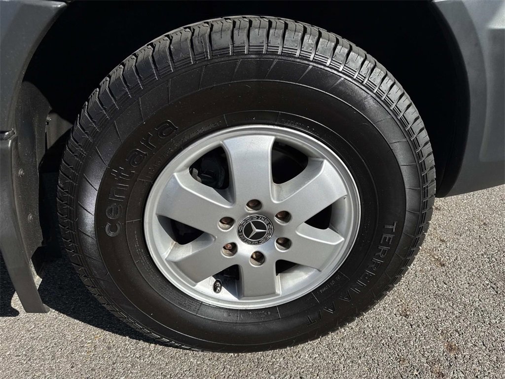 Used 2018 Mercedes-Benz Sprinter 2500 image 8