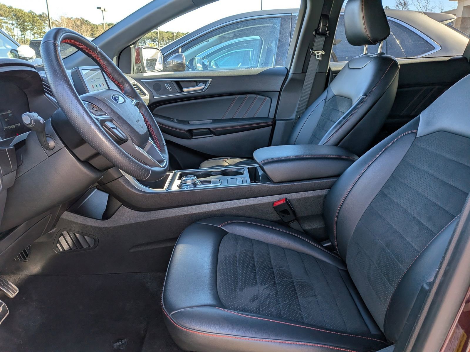 Certified 2024 Ford Edge ST-Line image 24