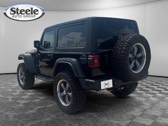 Used 2024 Jeep Wrangler Rubicon w/ Convenience Group AWD/4WD image 3