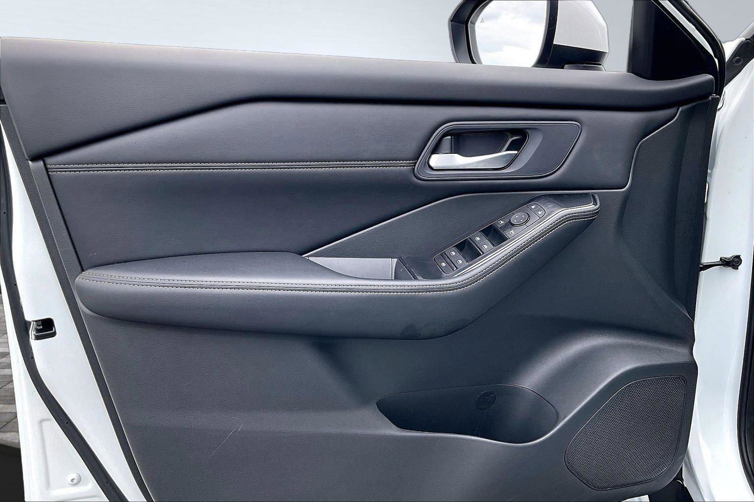 Certified 2024 Nissan Rogue SV w/ SV Premium Package FWD image 24