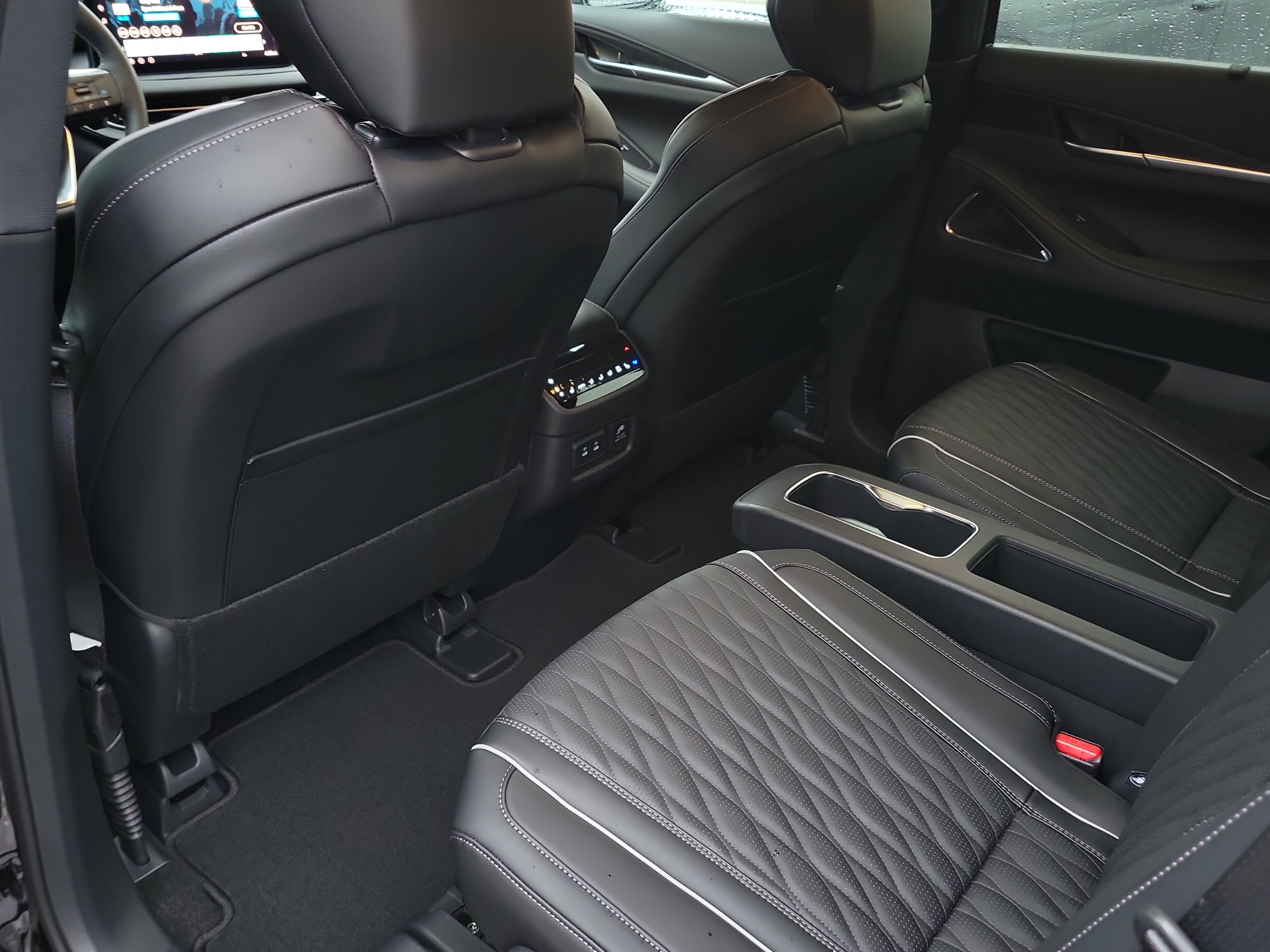 New 2026 INFINITI QX60 Autograph w/ Dark Cargo Package image 26