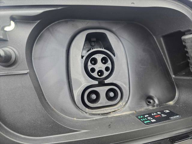 Used 2023 Audi Q4 e-tron Premium Plus w/ Premium Plus image 10