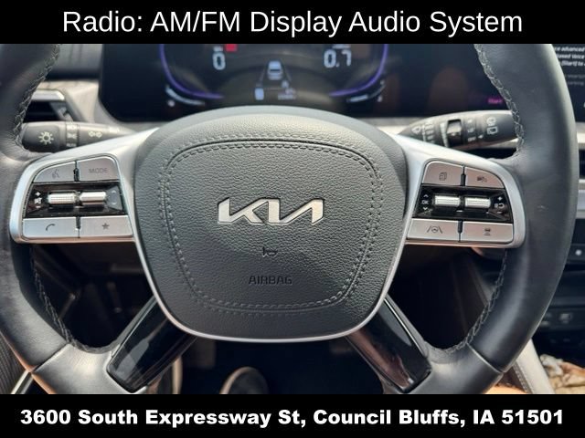 Used 2025 Kia Telluride EX w/ EX Captain's Chair Package AWD/4WD image 11