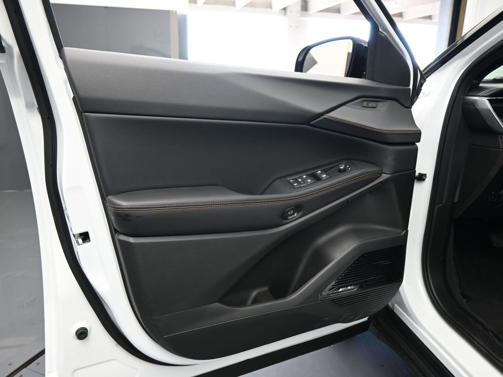 New 2026 Jeep Cherokee Overland image 16