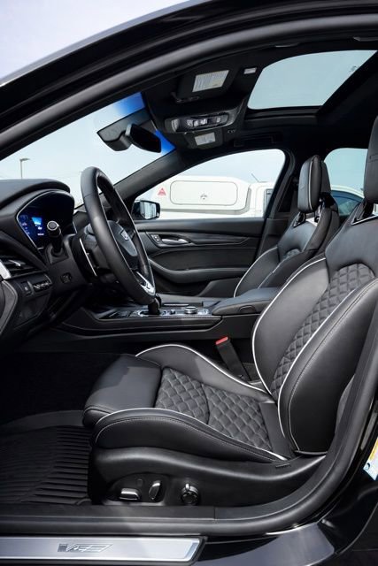 Used 2024 Cadillac CT5 V Blackwing w/ Driver Assist Package image 13