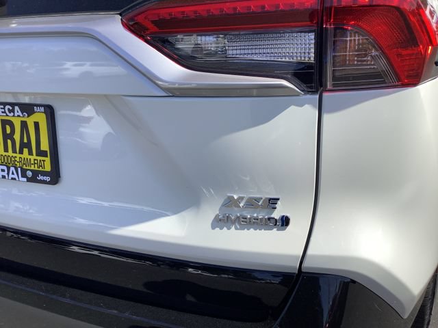 Used 2019 Toyota RAV4 XSE w/ XSE Weather Package AWD/4WD image 43
