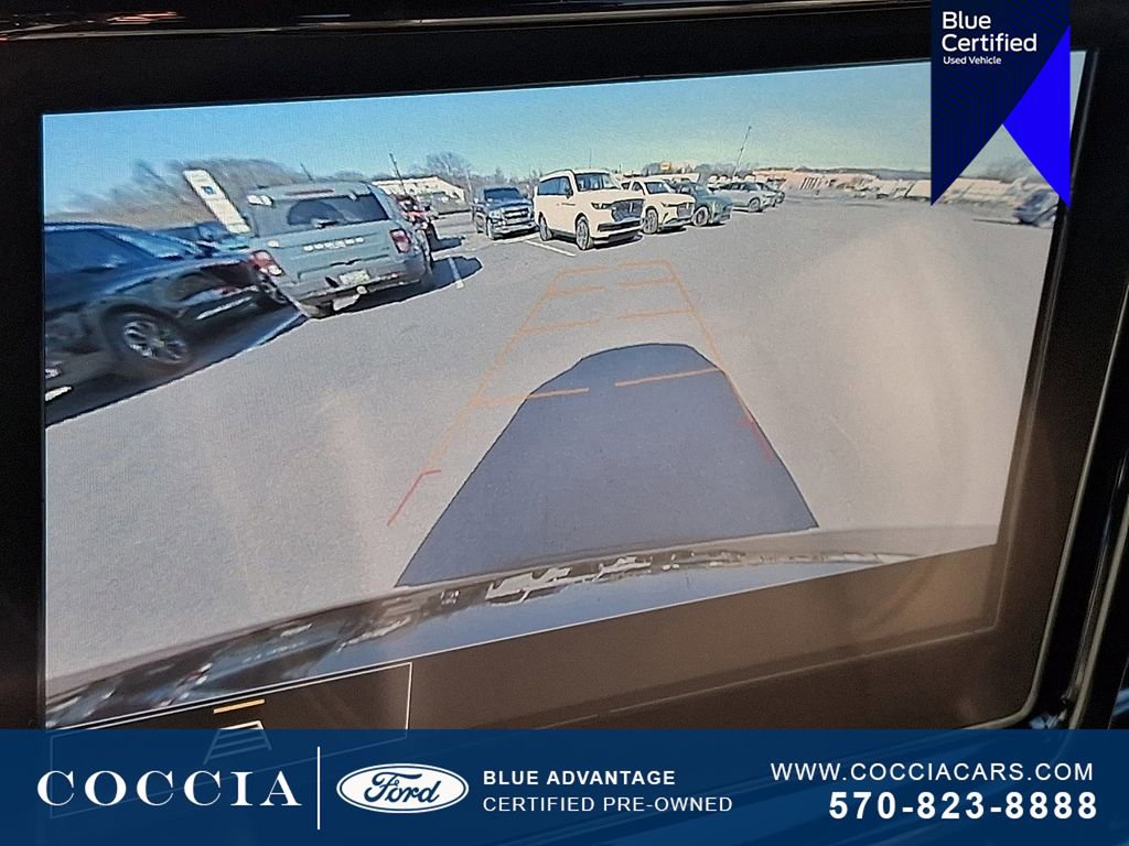 Used 2023 Chevrolet Traverse LT w/ LPO, Floor Liner Package image 18