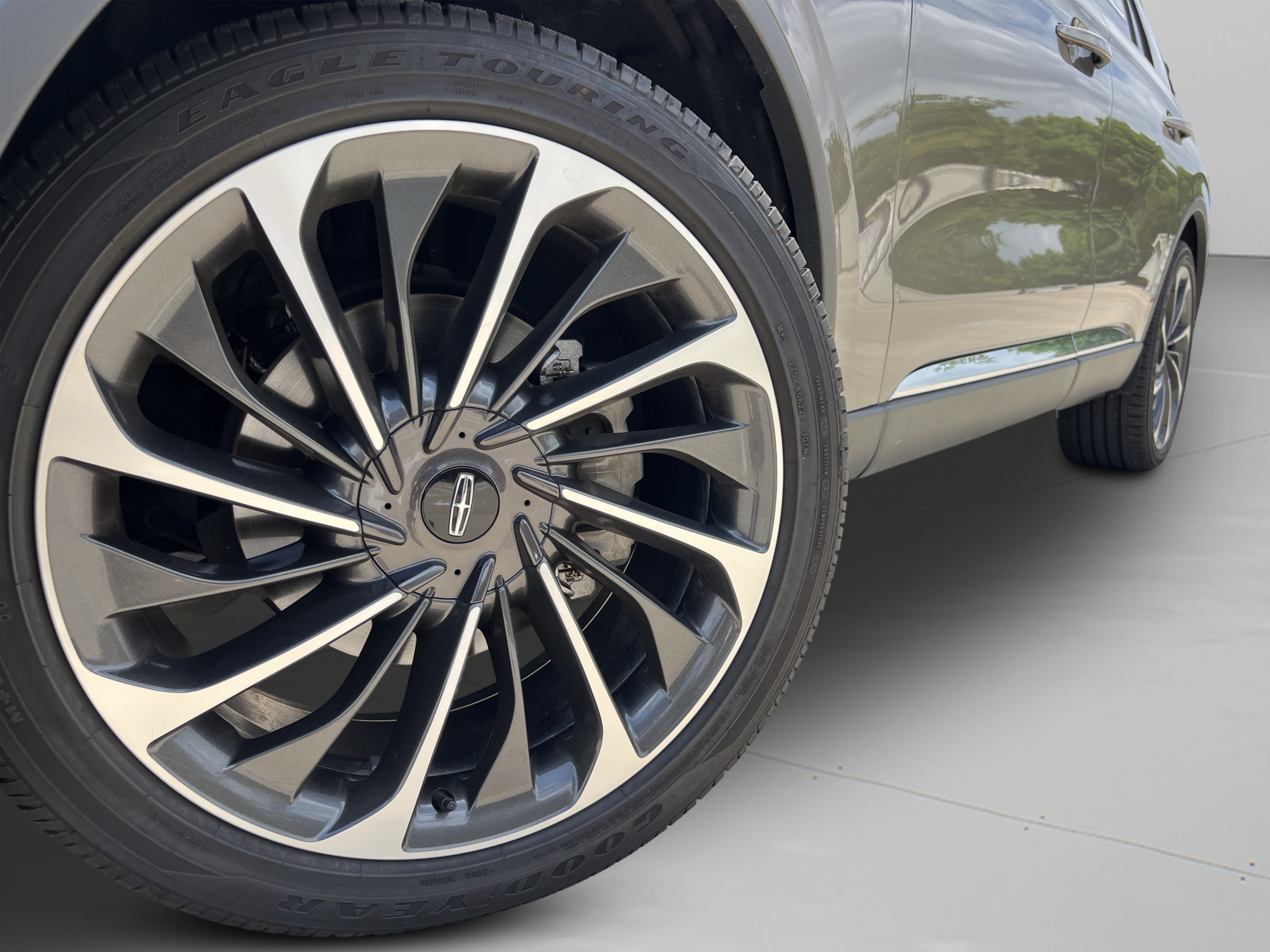 New 2025 Lincoln Aviator Reserve w/ Equipment Group 201A AWD/4WD image 35