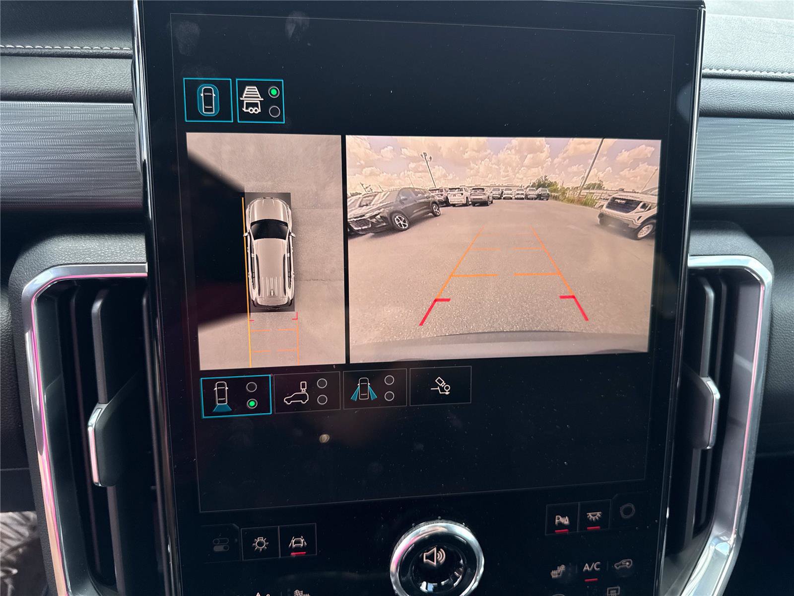 Certified 2026 GMC Acadia Elevation w/ Black Edition FWD image 26